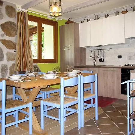 Locazione Turistica Casa Uni Ca Apartament Colico