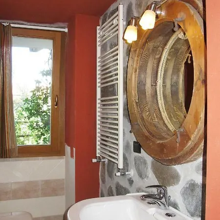 Locazione Turistica Casa Uni Ca Apartament *